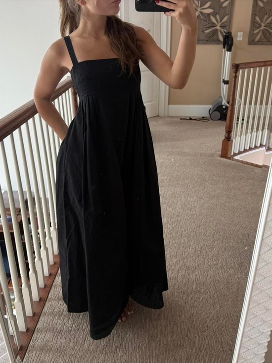 Forever 21 Dresses & Skirts - Forever 21 Black Square-Neck Maxi Dress